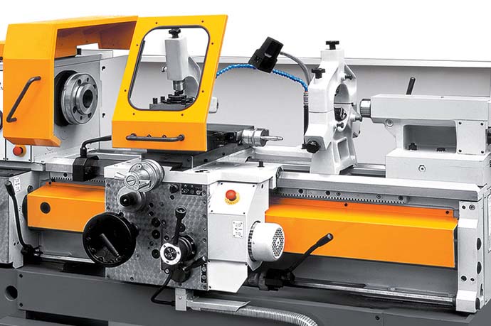 Загальний вигляд токарного верстата CU-400 (СУ-400) CU-400 (СУ-400) Верстат токарно-гвинторізний. Загальний вигляд